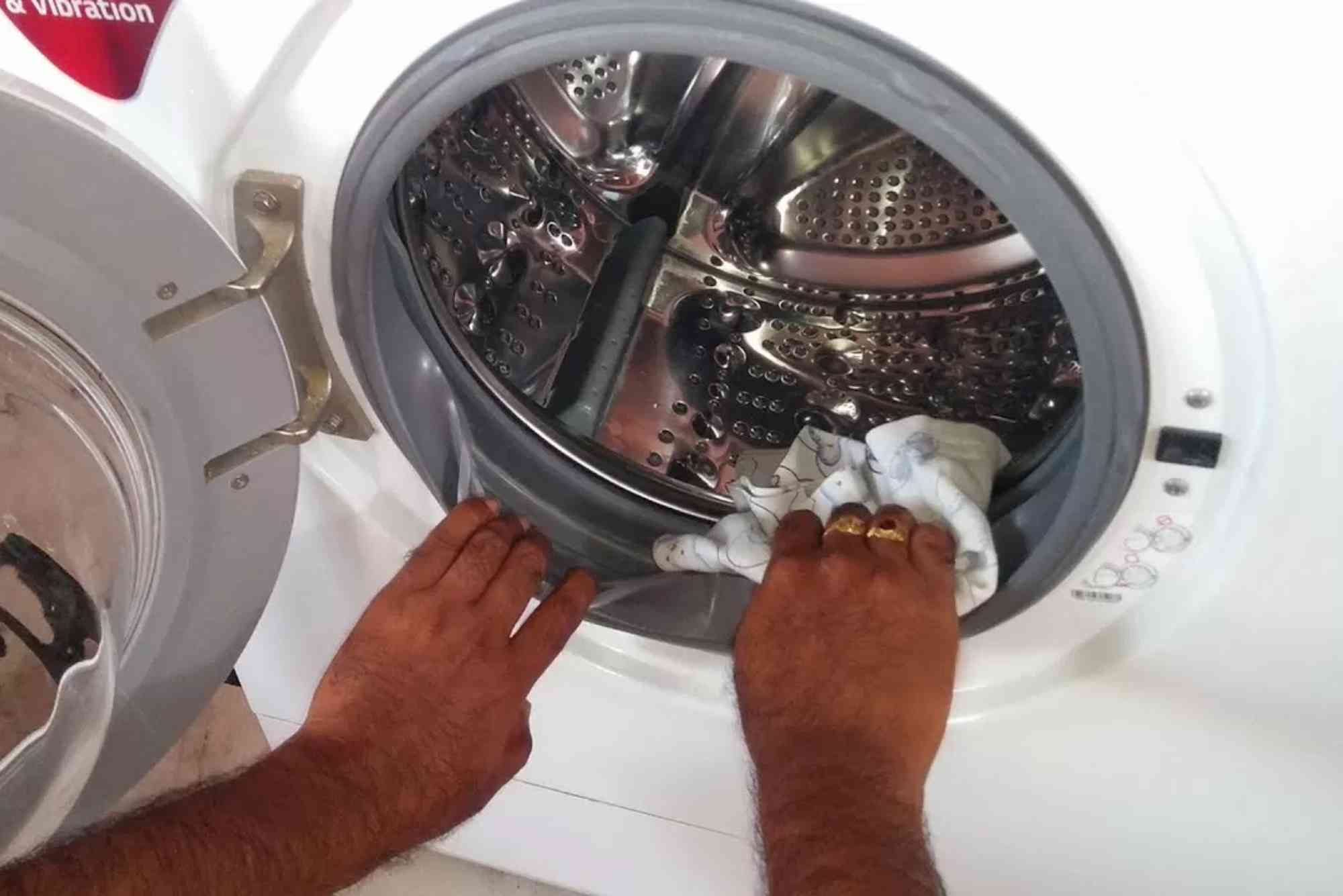 The Ultimate Guide to Cleaning Washing Machine Drum and Pipes.