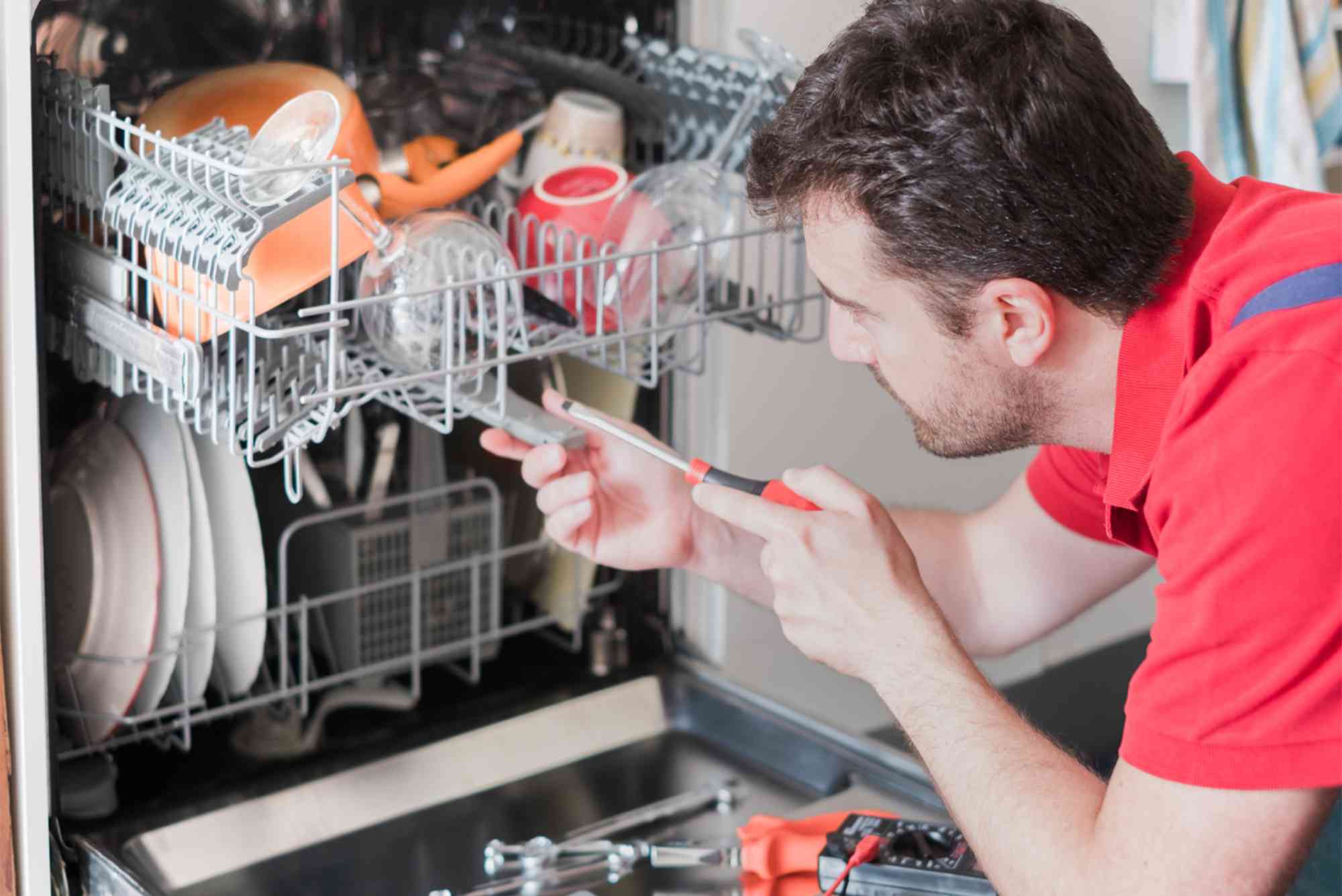 Common Dishwasher Leaks and How to Fix Them in Dubai Apartments