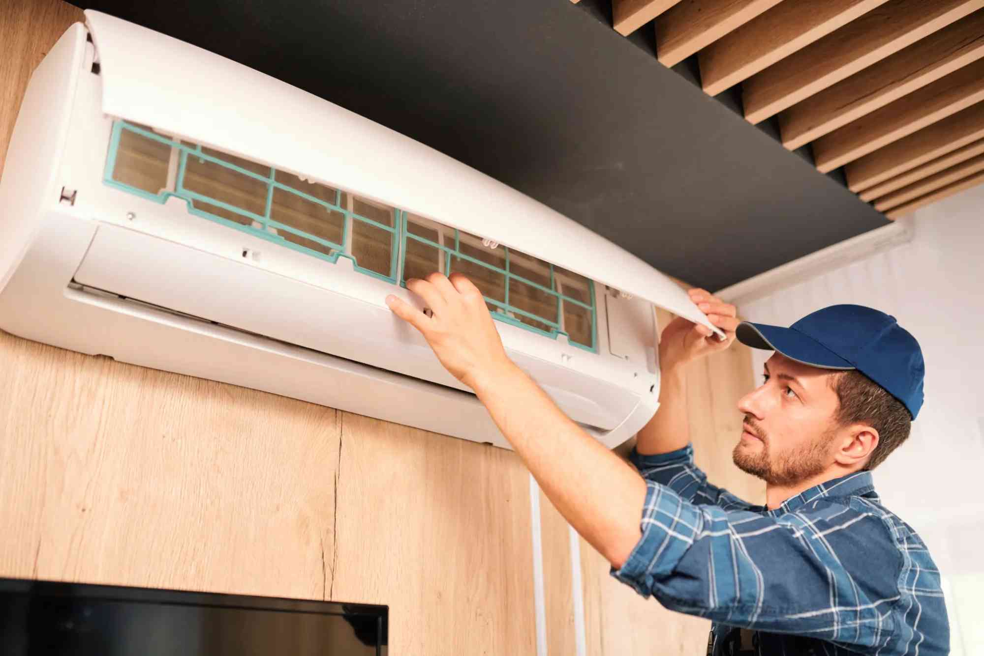 Emergency AC Repairs in Dubai – What to Do While Waiting for Help