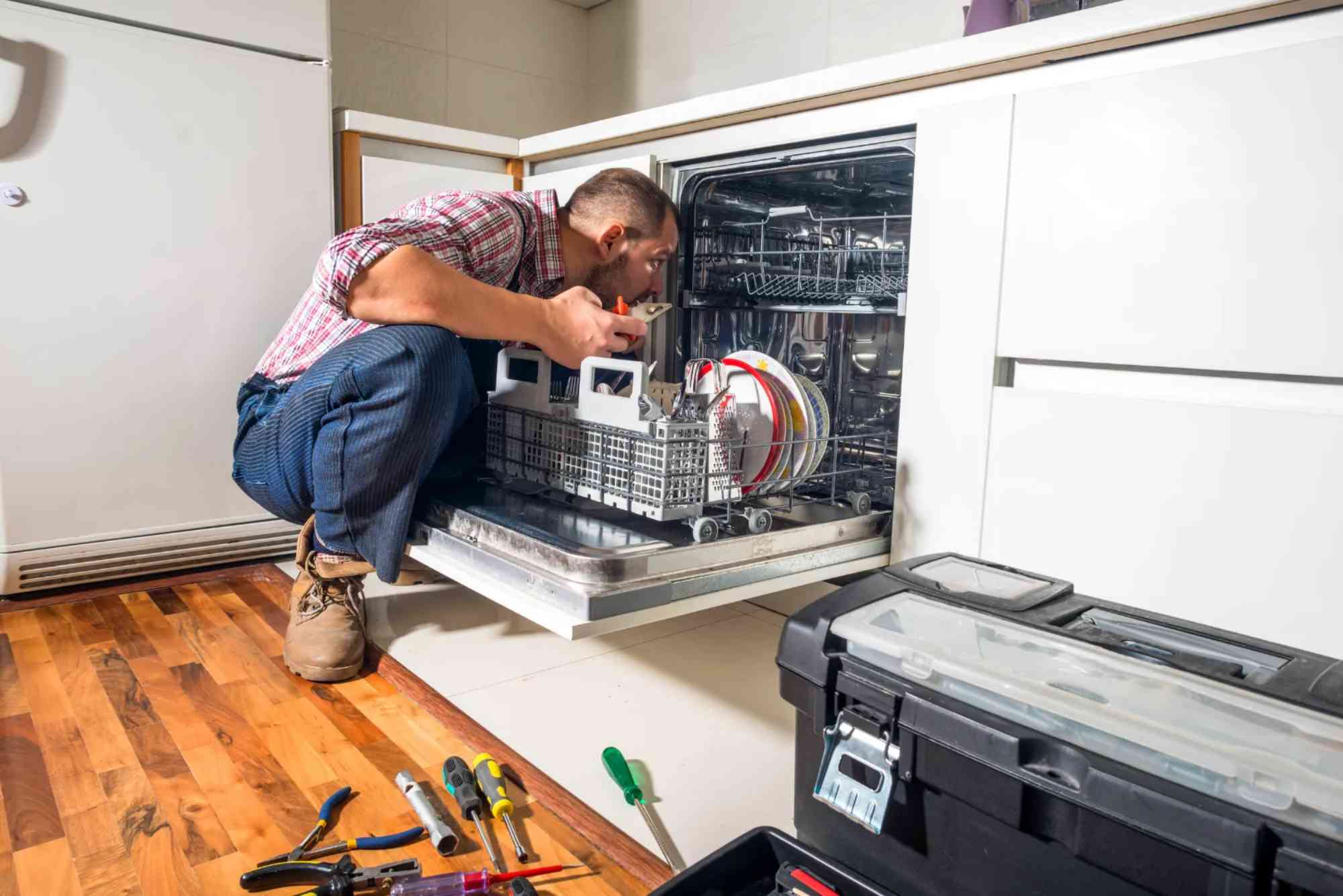 How Dubai’s Humidity Affects Dishwasher Performance and How to Fix It